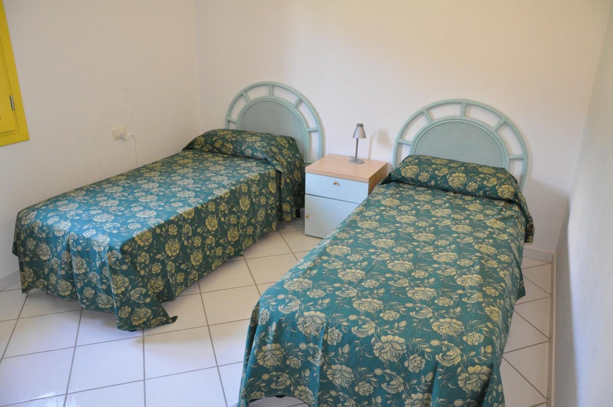 Case Vacanza Fenicotteri Сан-Теодоро Экстерьер фото
