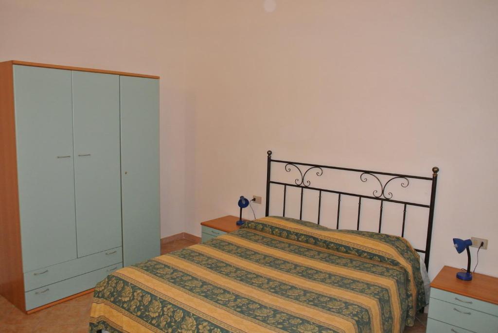 Case Vacanza Fenicotteri Сан-Теодоро Экстерьер фото