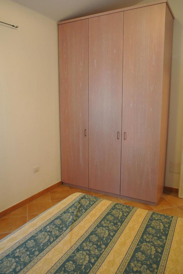 Case Vacanza Fenicotteri Сан-Теодоро Экстерьер фото